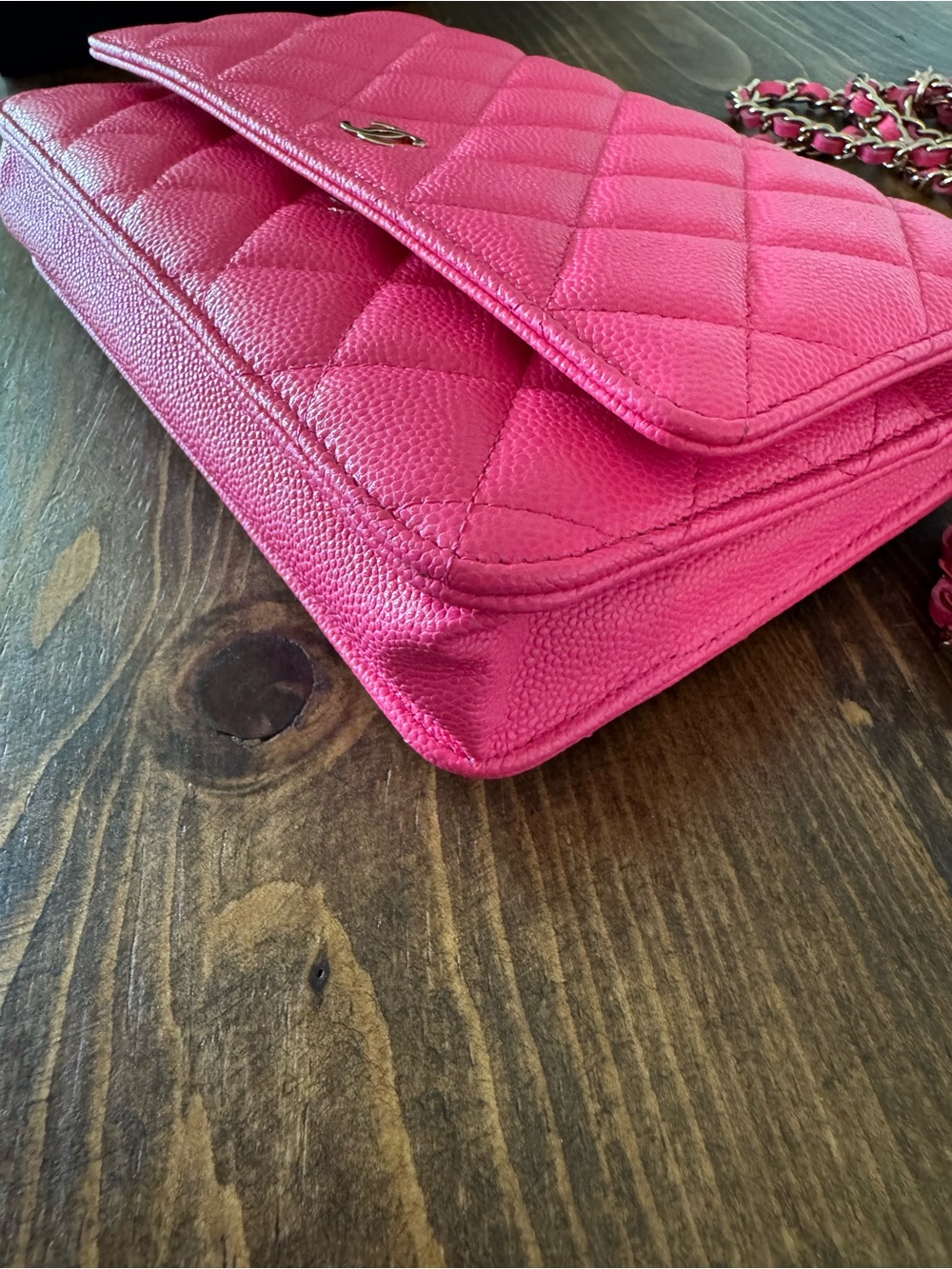 Authentic CHANEL Hot Pink Quilted Crossbody WOC, clutch limited edition color. - Picture 4 of 8
